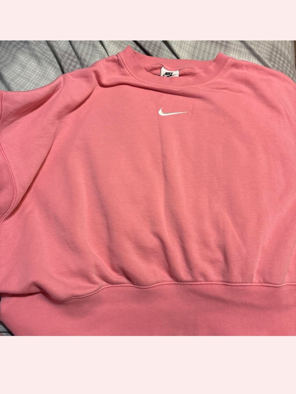 Nike Pink Women's Crewneck Sweatshirt